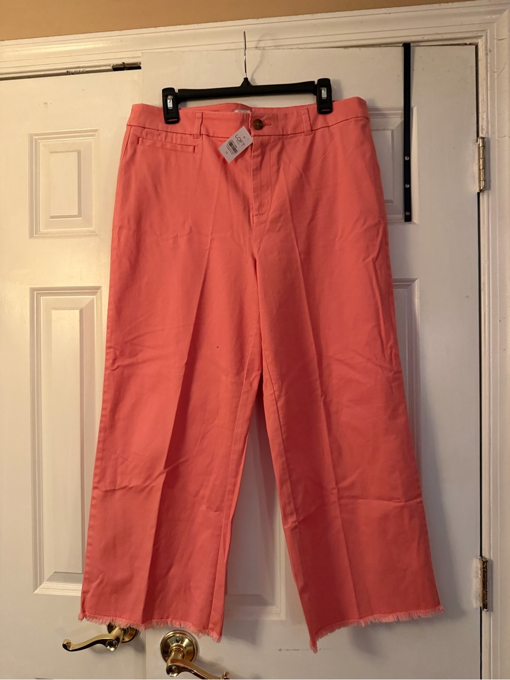 LOFT Coral Cropped Straight-Leg Pants